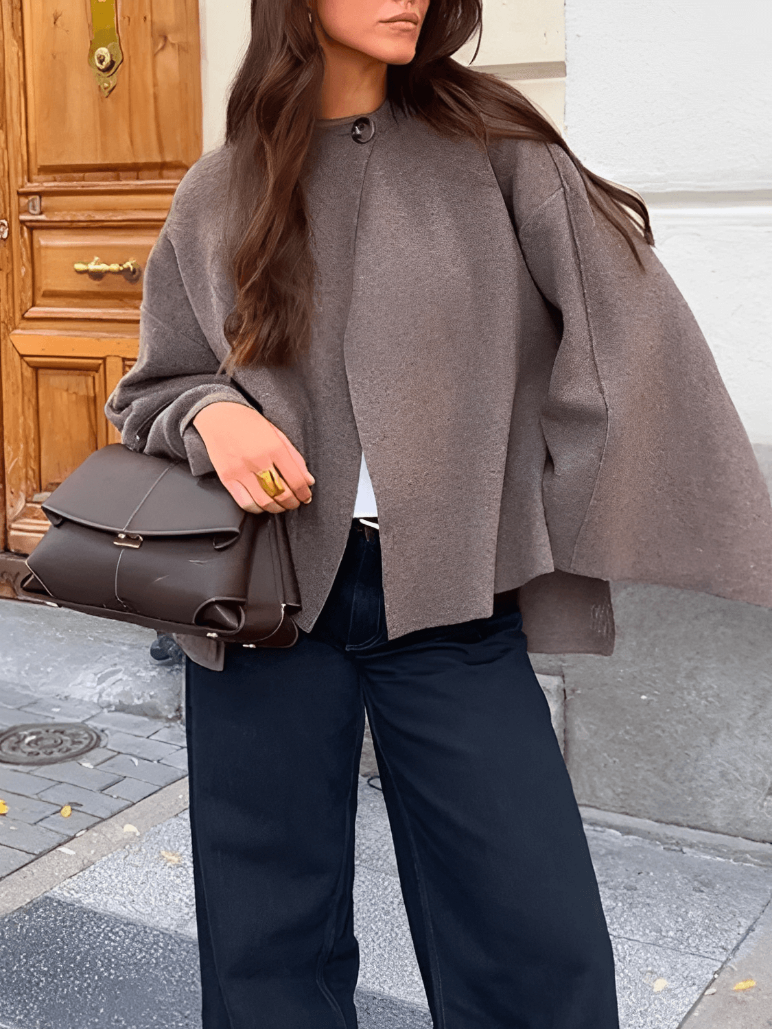 Casaco Poncho Assimétrico  com Gola Lenço – Alana