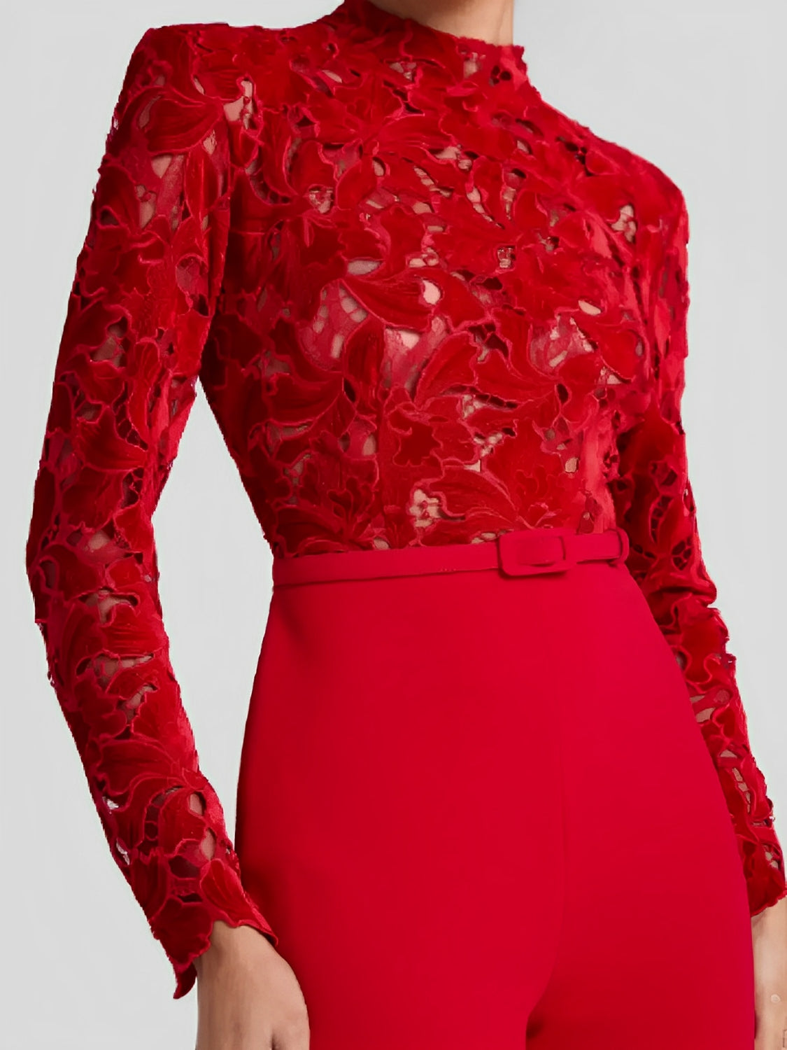 Macacão Elegante Manga Longa com Renda e Calça Flare com Cinto - Yeva [FRETE FULL]