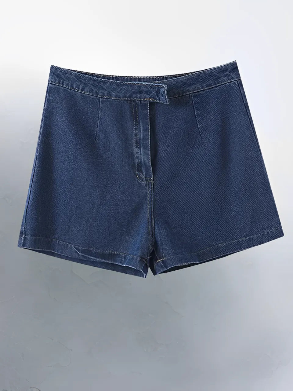 Conjunto Jeans com Colete de Botões e Short de Cintura Alta - Raiza