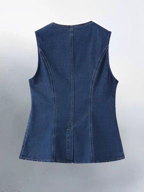 Conjunto Jeans com Colete de Botões e Short de Cintura Alta - Raiza