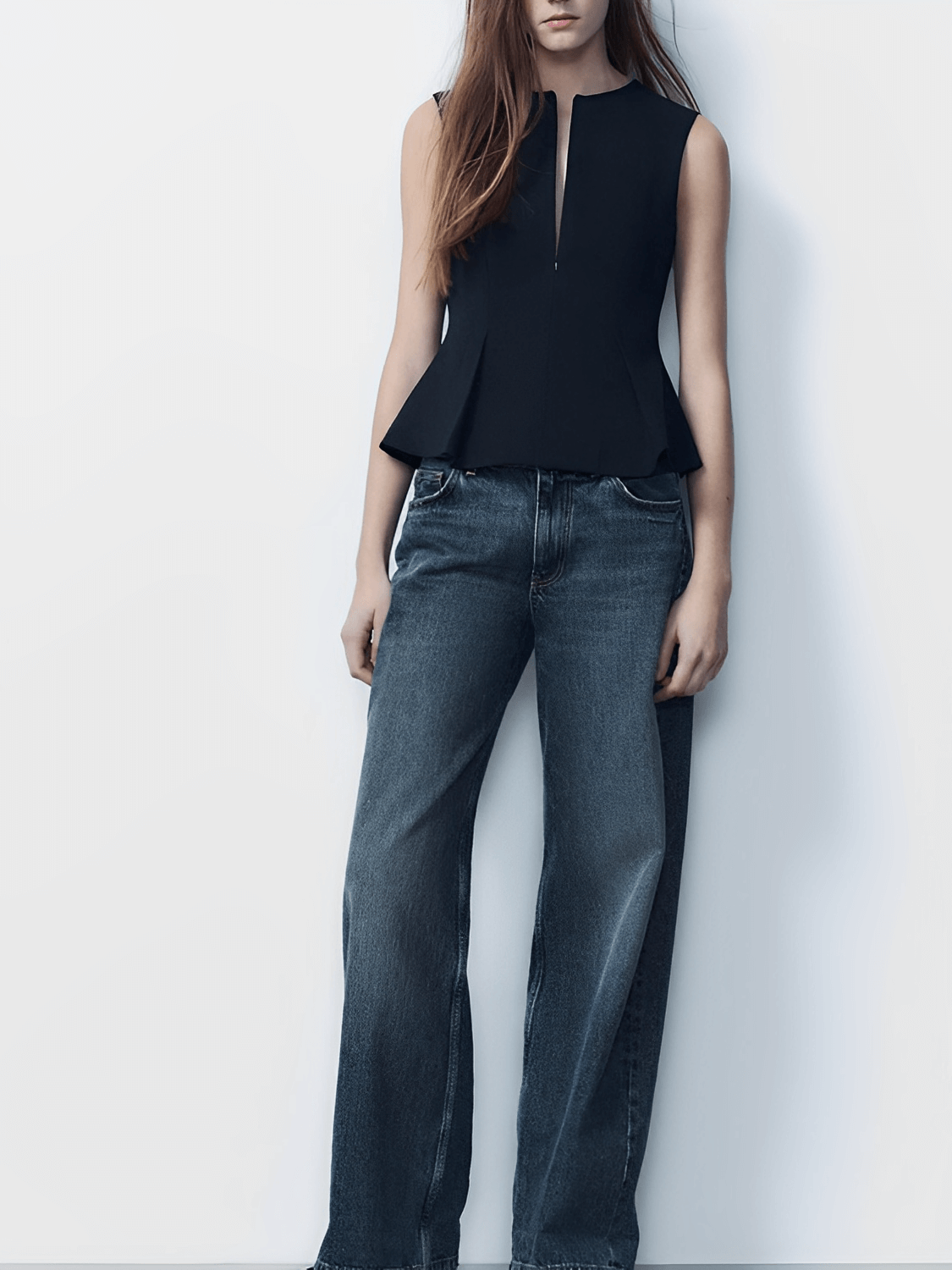 Blusa Feminina Peplum Estruturada com Decote V e Zíper Frontal - Cricia [FRETE FULL]
