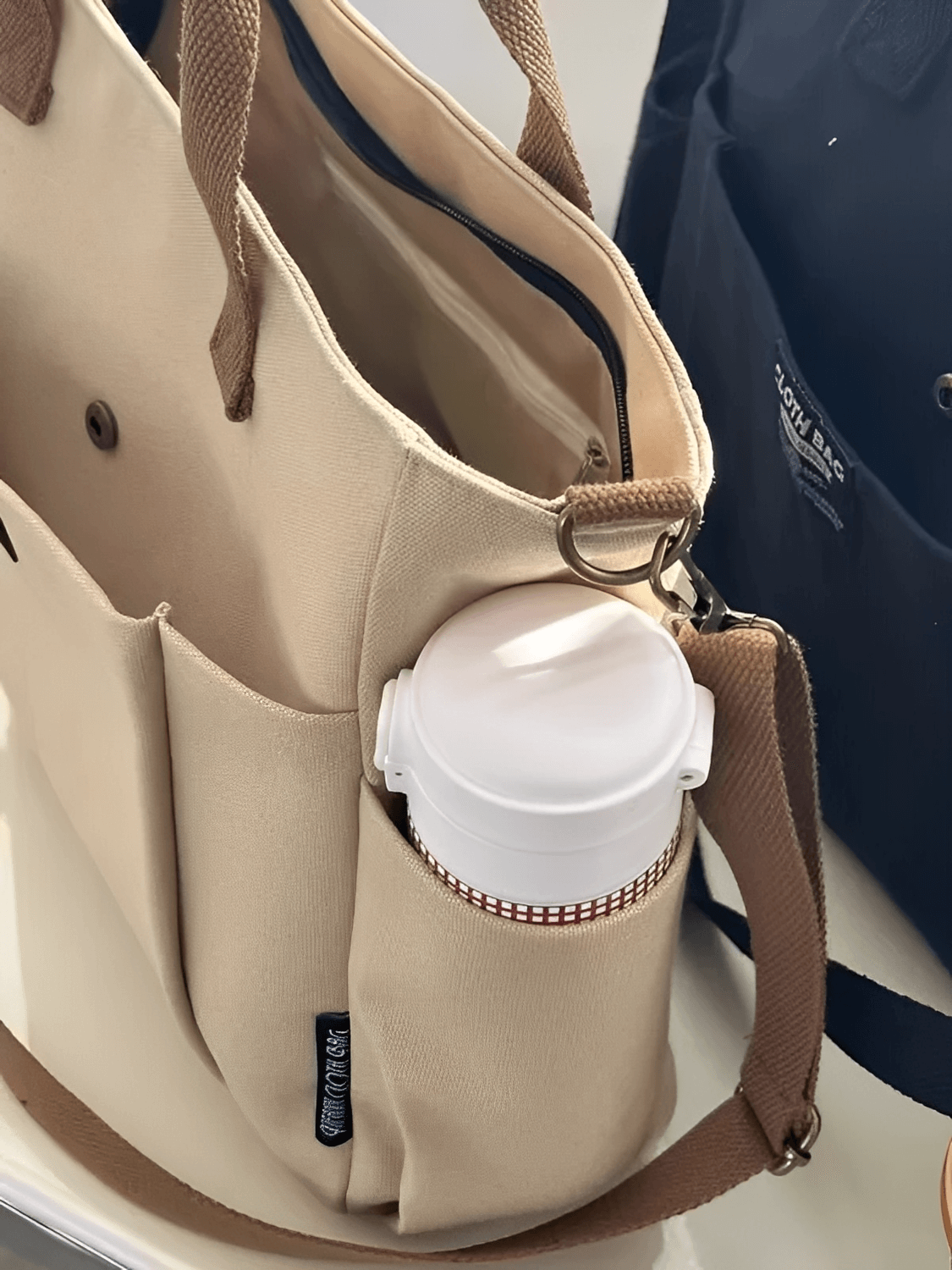 Bolsa Grande em Lona com Alça Ajustável Removível e Bolsos – Rania