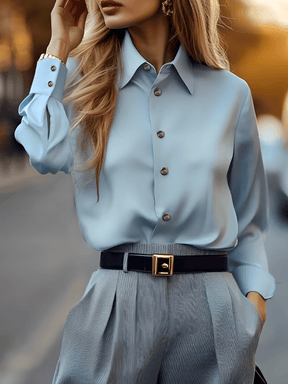 Camisa Semi-Acetinada com Lapela Botões e Punhos Ajustáveis  – Eva