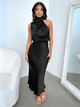 Vestido Midi Acetinado Acinturado com Gola Alta Drapeada Elegante – Rayca