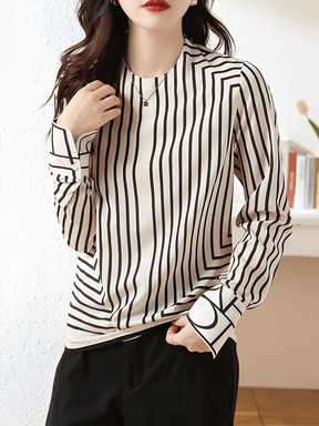 Camisa com Design Geométrico em Listras e Punhos com Botões - Leah