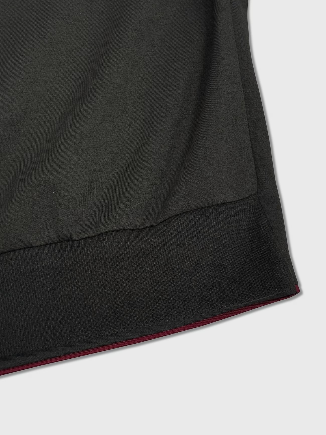 Conjunto Esportivo Casaco Capuz e Calça Wide Leg com Faixa Lateral- Darla