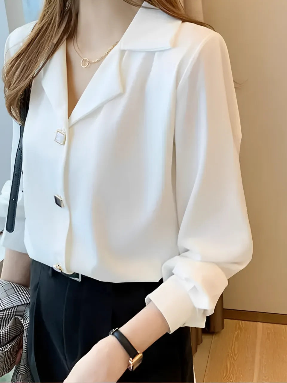 Camisa Feminina Acetinada com Gola Polo e Botões - Lucy [FRETE FULL]