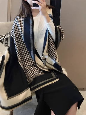 Cachecol Feminino em Caxemira Estampa Tweed Sofisticada - Marise