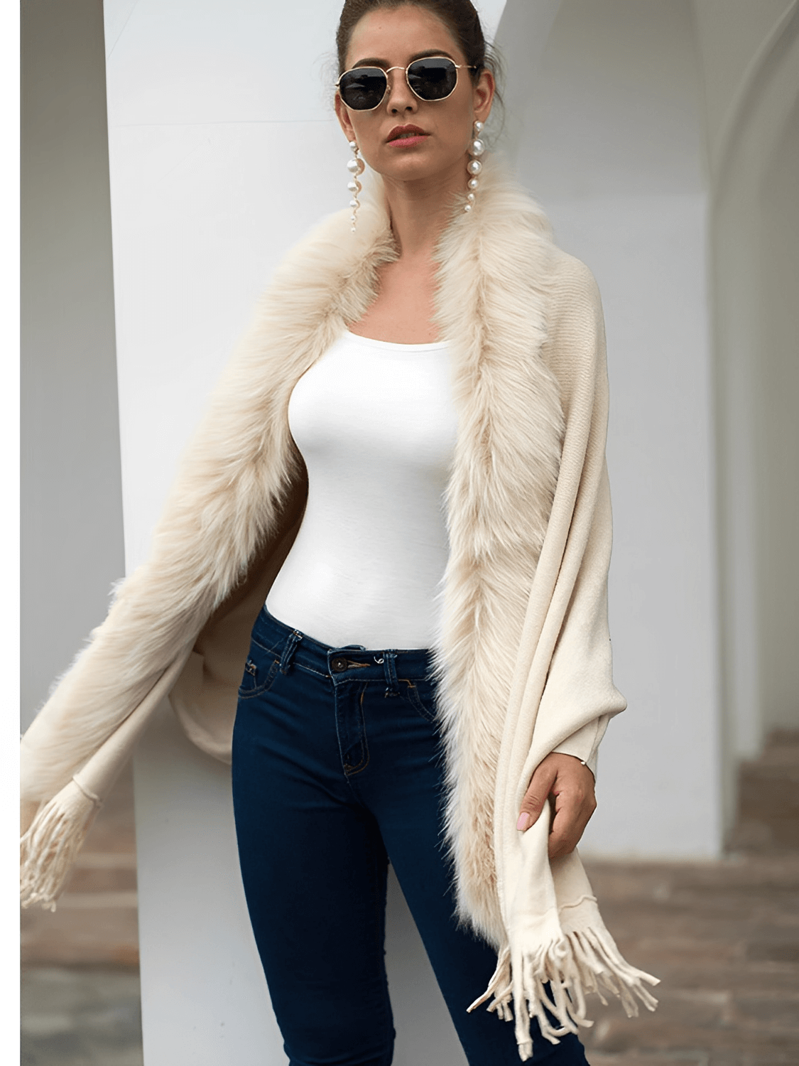 Cardigan de Tricô com Gola Peluciada e Franjas  – Viviane