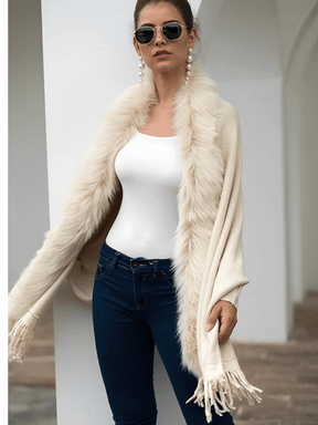 Cardigan de Tricô com Gola Peluciada e Franjas  – Viviane