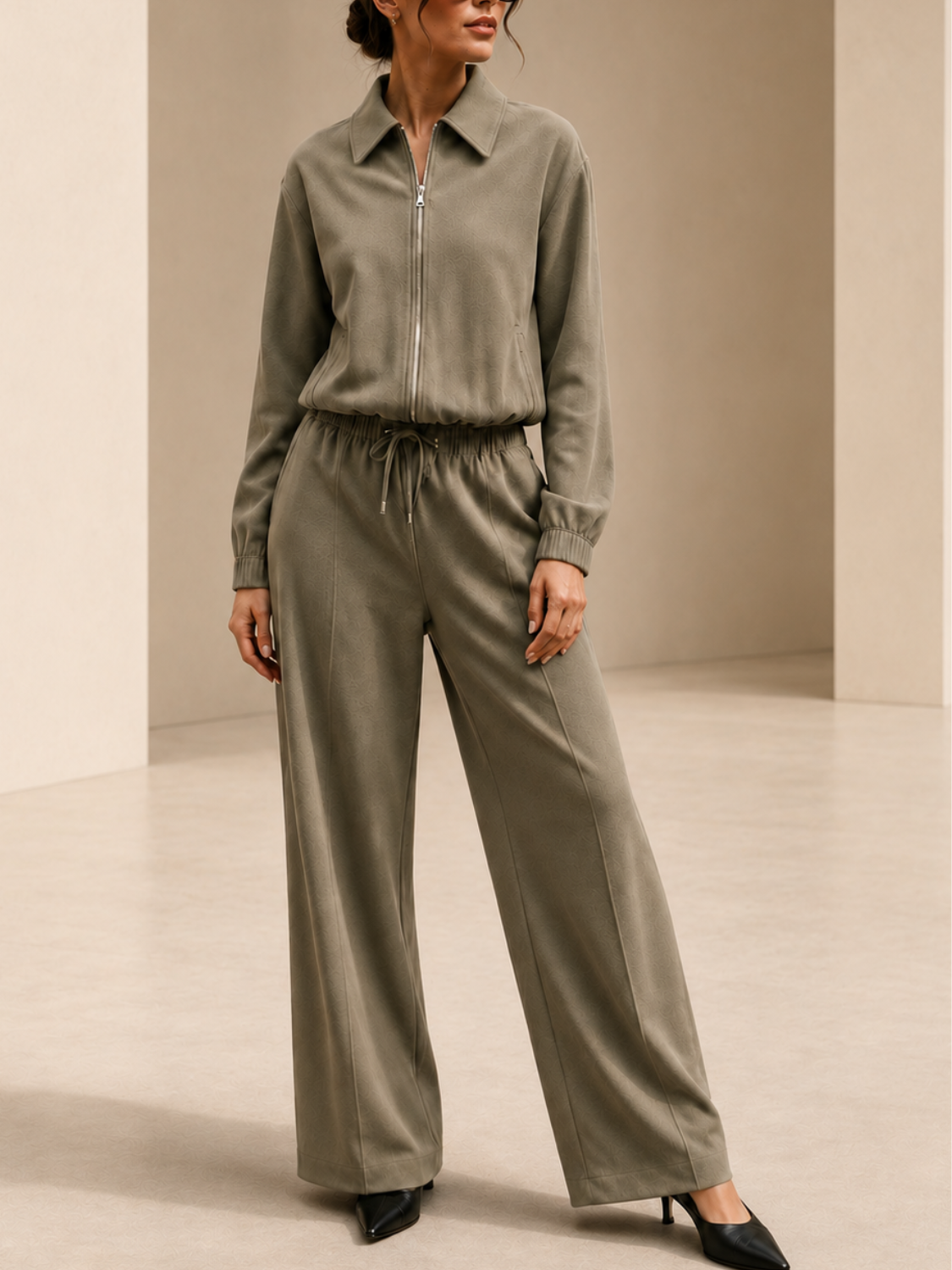 Conjunto em Sarja com Jaqueta Cropped Franzida e Calça Wide Leg - Yoná