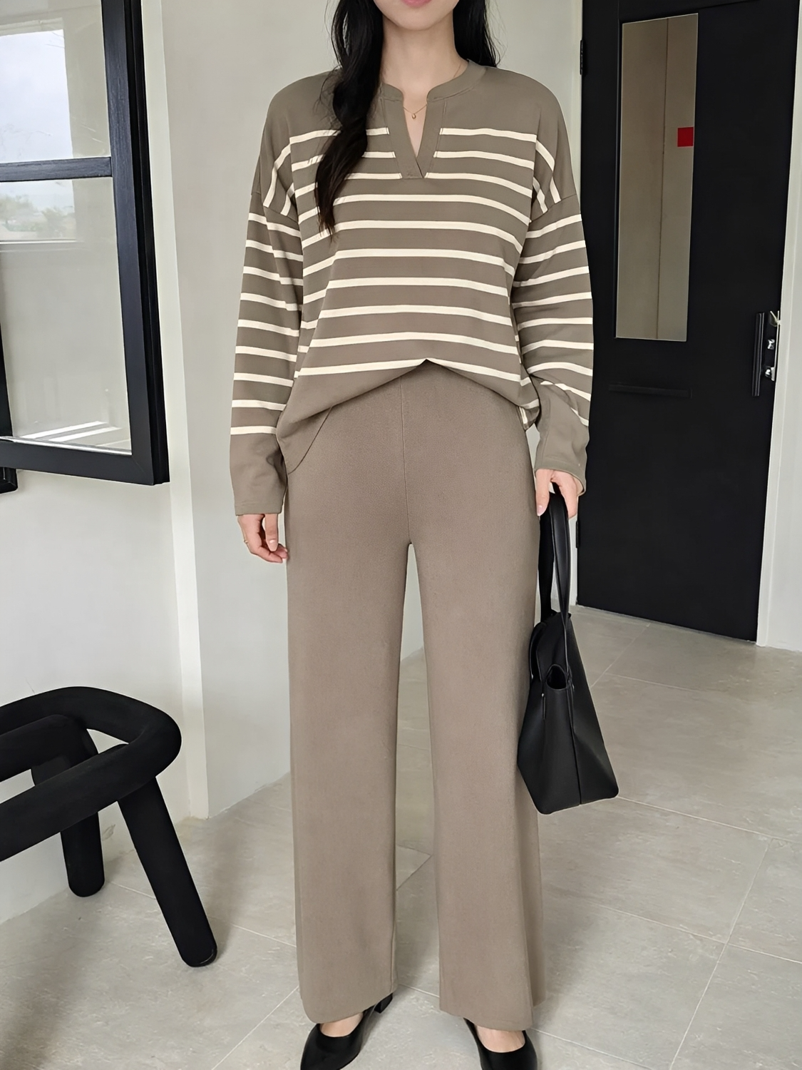 Conjunto em Tricô com Suéter Oversized Listrado e Calça Wide Leg - Caroline