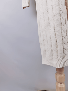 Vestido Midi em Tricô Texturizado com Decote 2 em 1 e Manga Longa – Genebra [FRETE FULL]