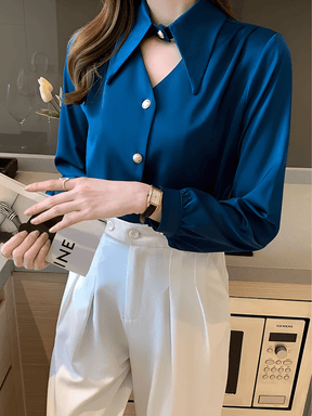 Camisa Acetinada Gola Lapela Alongada e Fecho Elegante no Pescoço – Lira