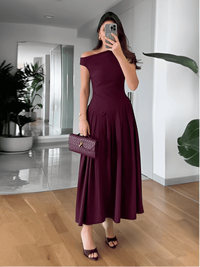 Vestido Maxi com Ombro Assimétrico e Saia Plissada Sofisticada – Luana [FRETE FULL]