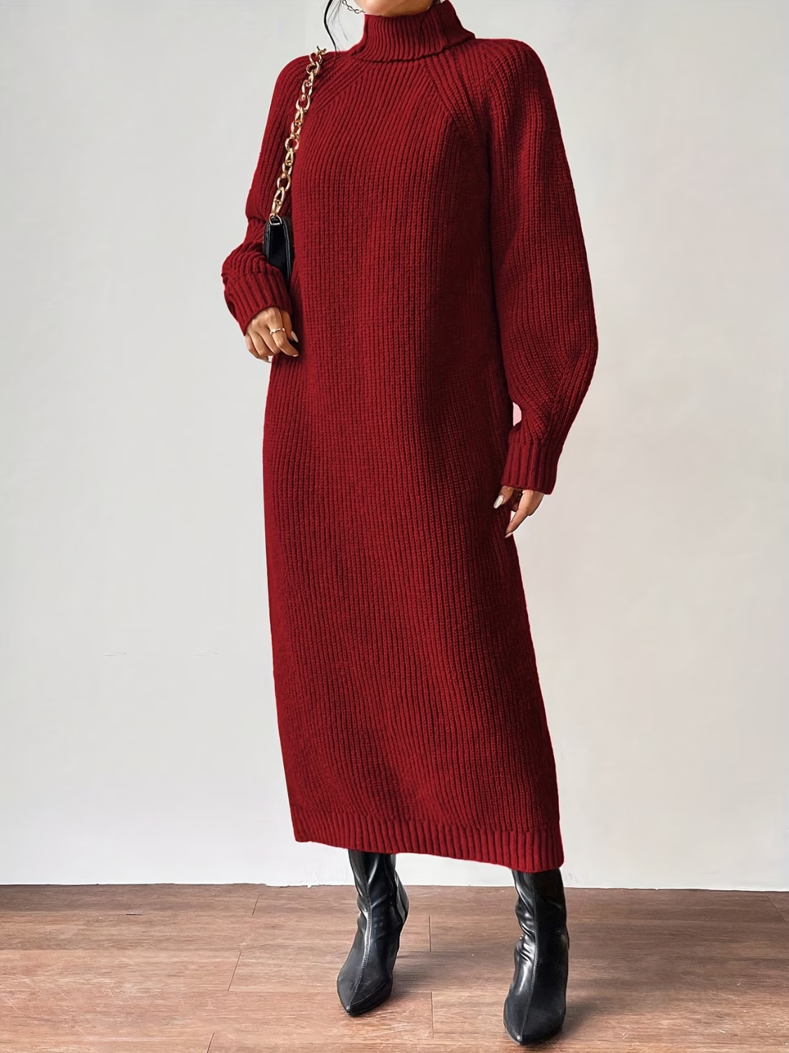 Vestido Suéter Midi em Tricô Canelado com Gola Alta e Mangas Longas - Julieta