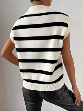 Blusa Colete Listrado em Tricô Oversized com Gola Polo e Decote em V - Fernanda