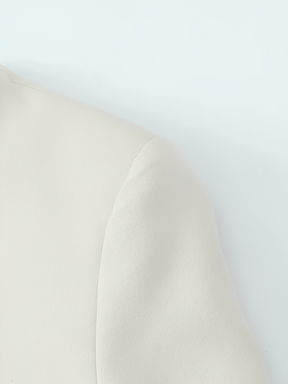 Conjunto em Alfaiataria com Casaco Acinturado e Calça Flare - Ariadne