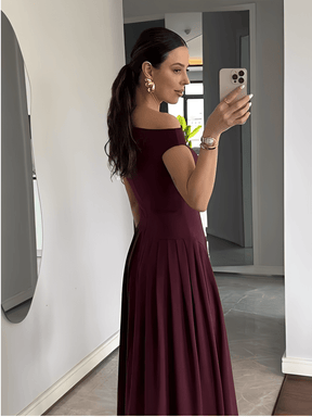 Vestido Maxi com Ombro Assimétrico e Saia Plissada Sofisticada – Luana [FRETE FULL]