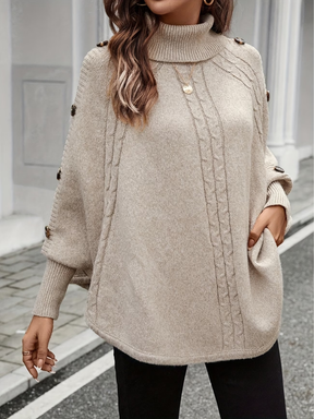 Poncho em Tricô com Gola Alta Detalhe Trançado e Botões Decorativos - Thalia