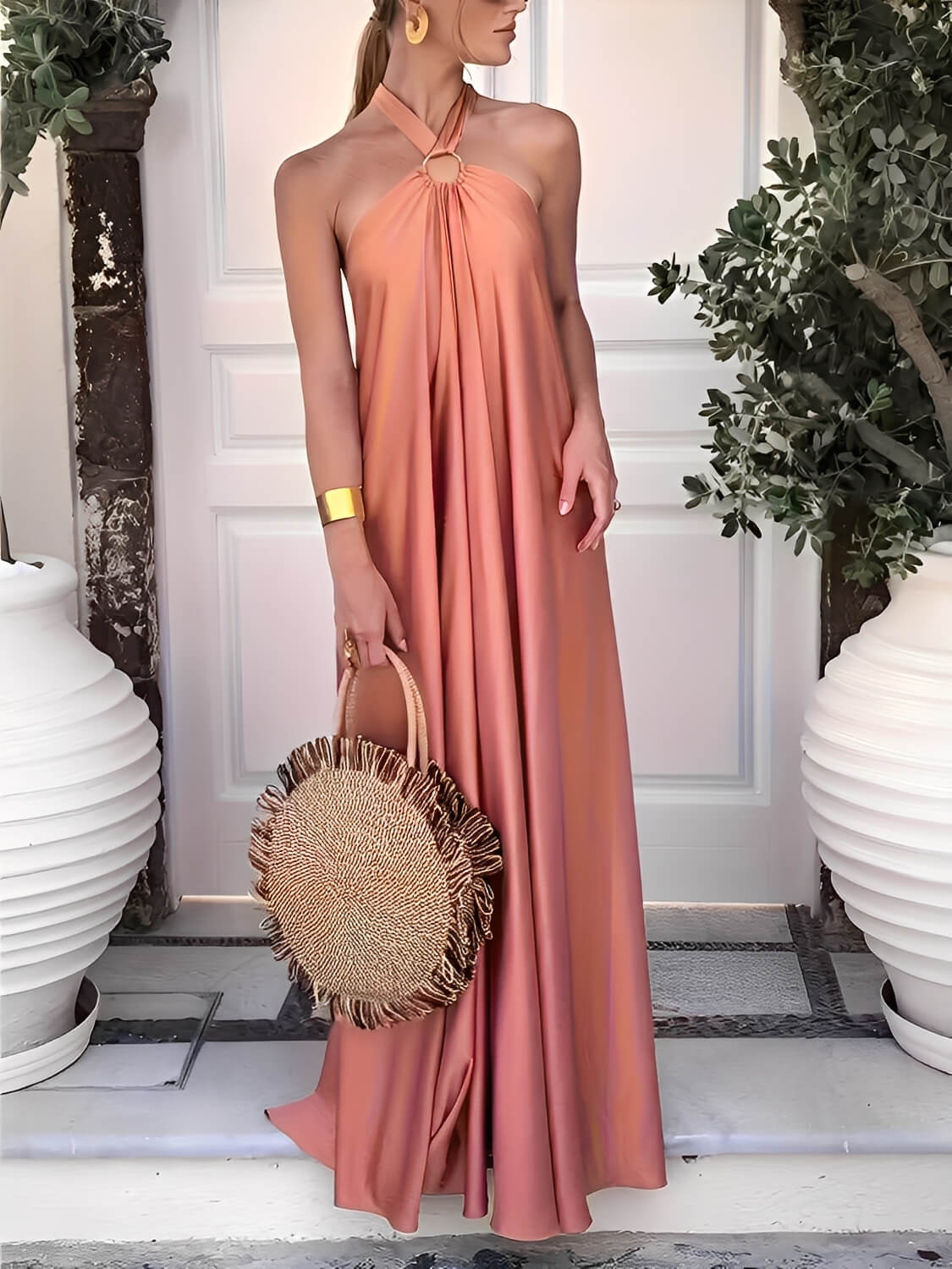 Vestido Longo Acetinado com Gola Halter e Costas Vazadas - Hailey [FRETE FULL]