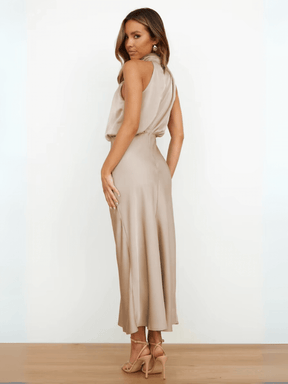 Vestido Midi Acetinado Acinturado com Gola Alta Drapeada Elegante – Rayca [FRETE FULL]