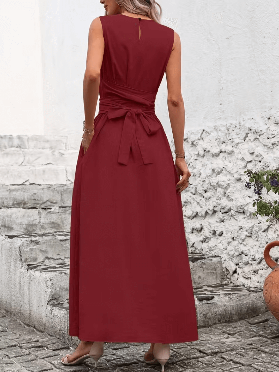 Vestido Longo Regata Acinturado com Faixa Ajustável e Bolsos – Amira [FRETE FULL]