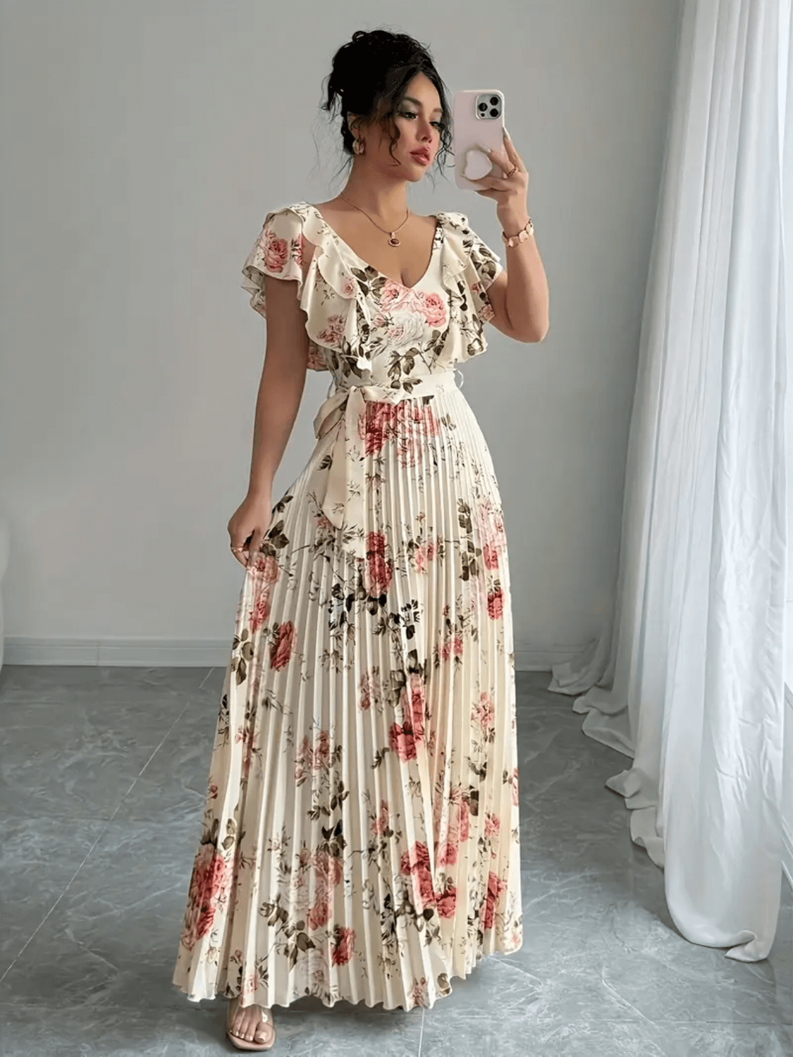 Vestido Longo Floral Plissado com Babados e Faixa-Cinto – Laís
