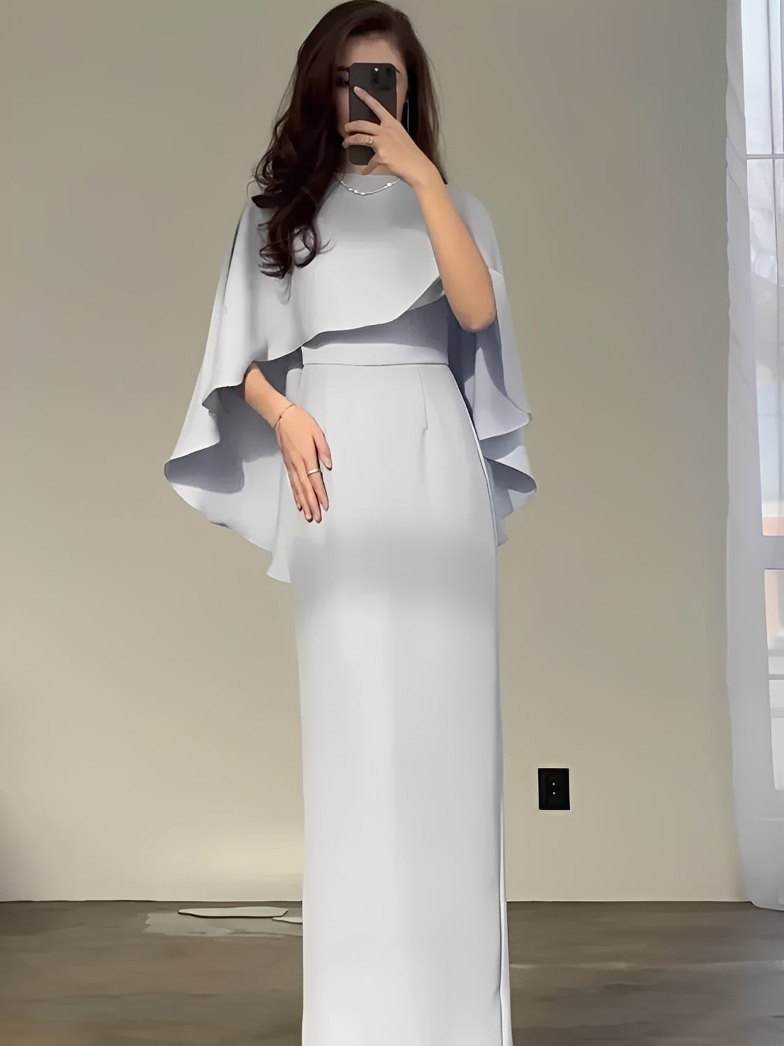 Vestido Longo de Festa Acinturado com Capa Peplum Elegante - Amna [FRETE FULL]