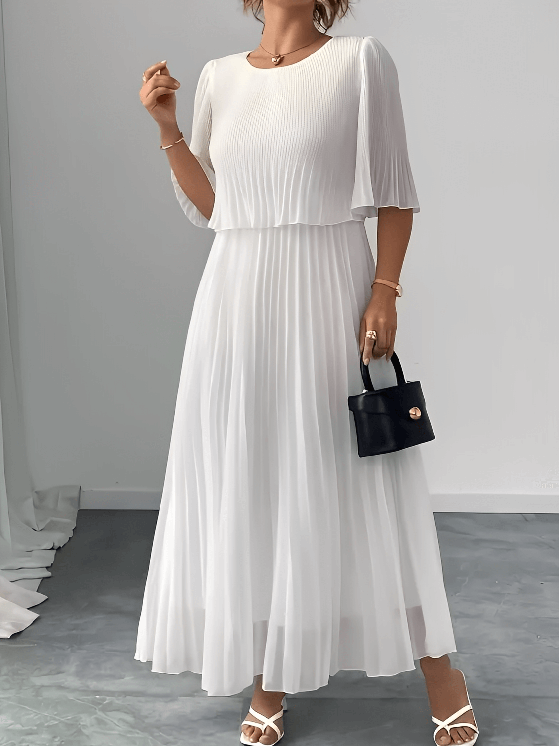 Vestido Longo Plissado em Chiffon com Camadas Duplas – Marcela
