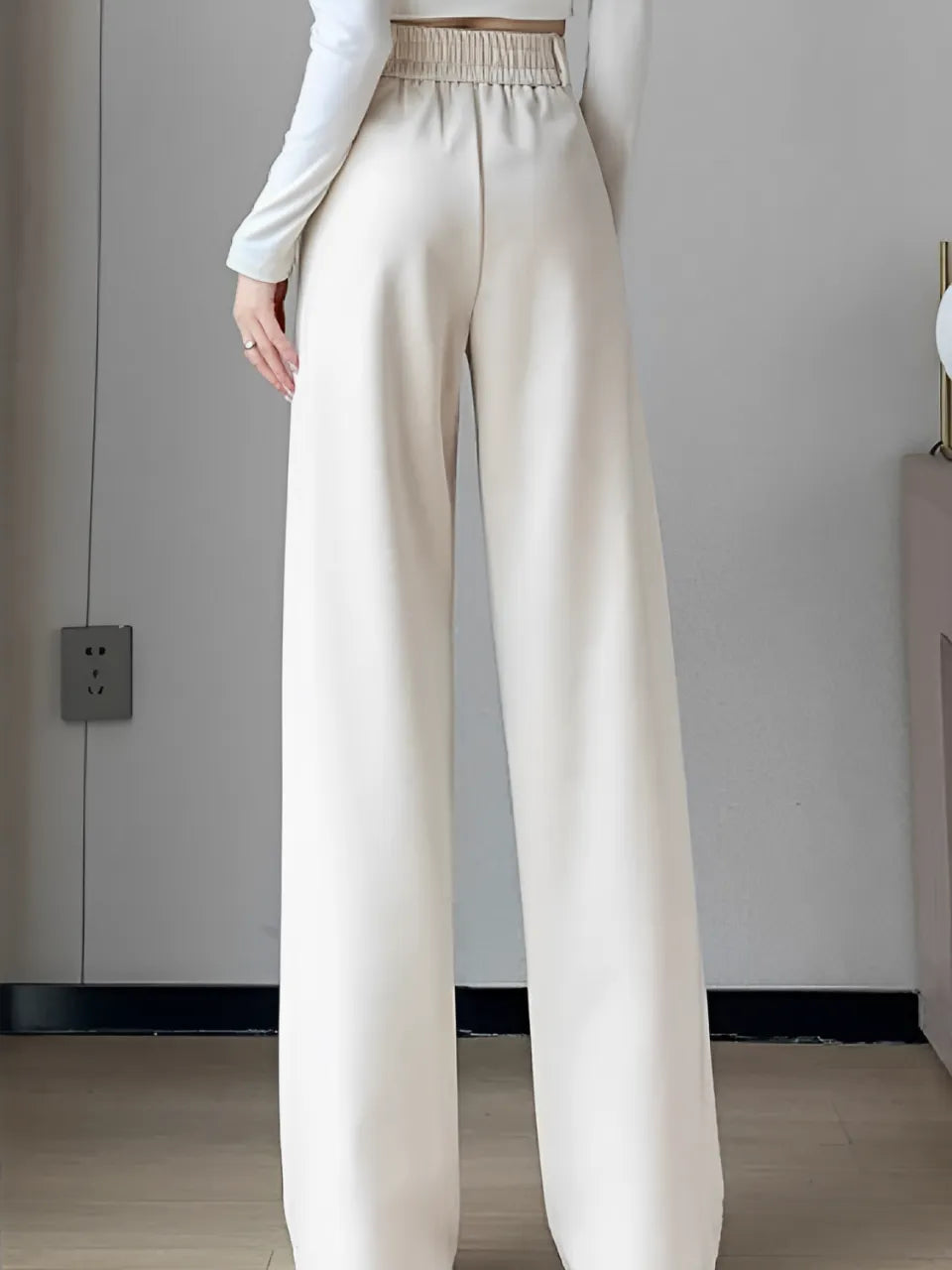 Calça Wide de Lã Batida com Cintura Alta de Elástico e Bolsos – Maysa [FRETE FULL]