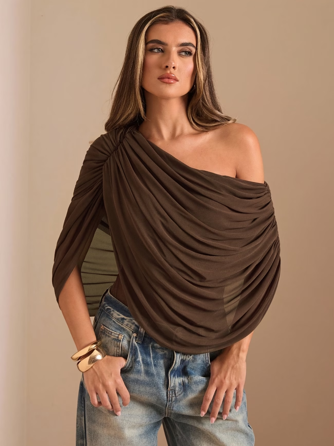 Body Estruturado com Sobreposição Assimétrica em Chiffon Drapeado - Léa