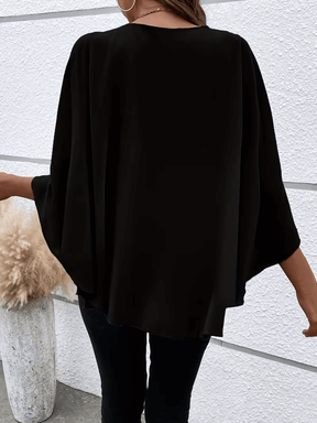 Blusa Feminina com Sobreposição Assimétrica Efeito Capa - Mallory