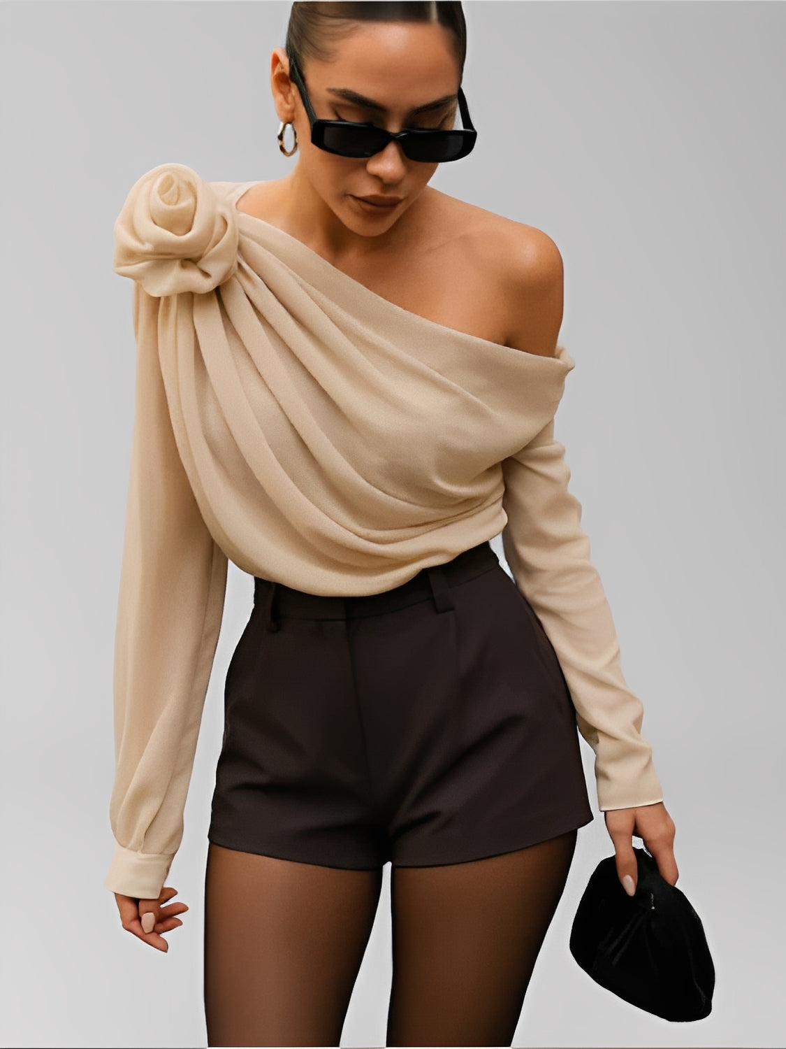 Blusa de Ombro Único com Flor em Chiffon – Elise [FRETE FULL]