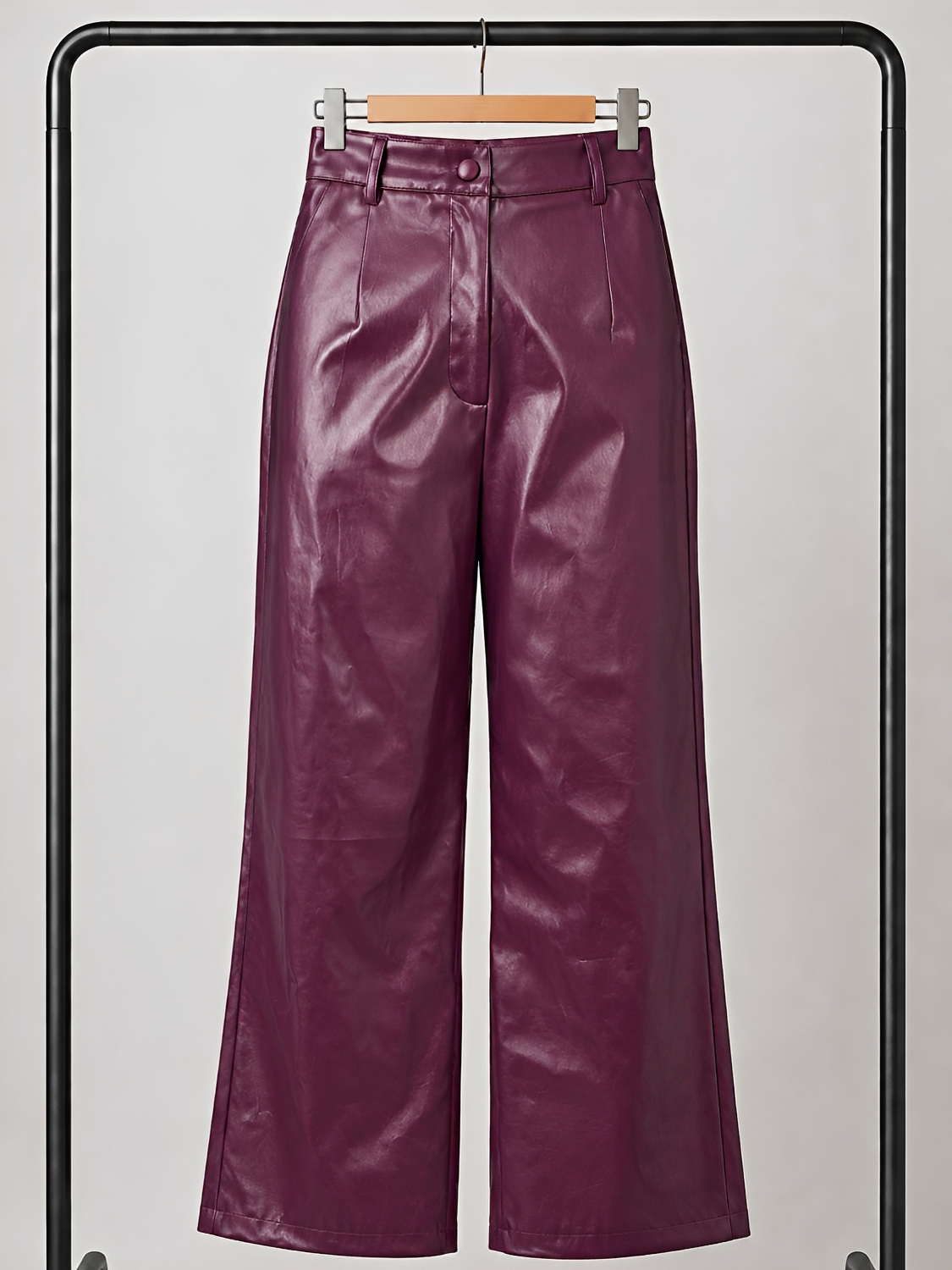 Calça Pantalona Wide Leg em Couro PU Cintura Alta - Beatrice