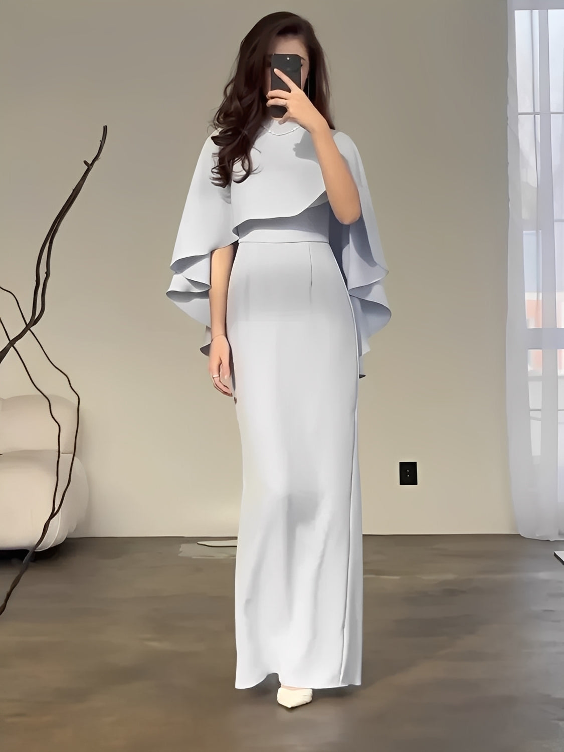 Vestido Longo de Festa Acinturado com Capa Peplum Elegante - Amna [FRETE FULL]