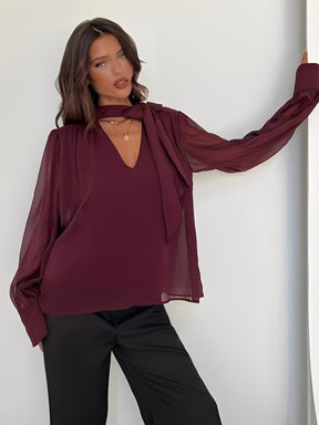 Blusa em Chiffon com Manga Bispo Gola Laço e Punhos Estruturados – Sayuri