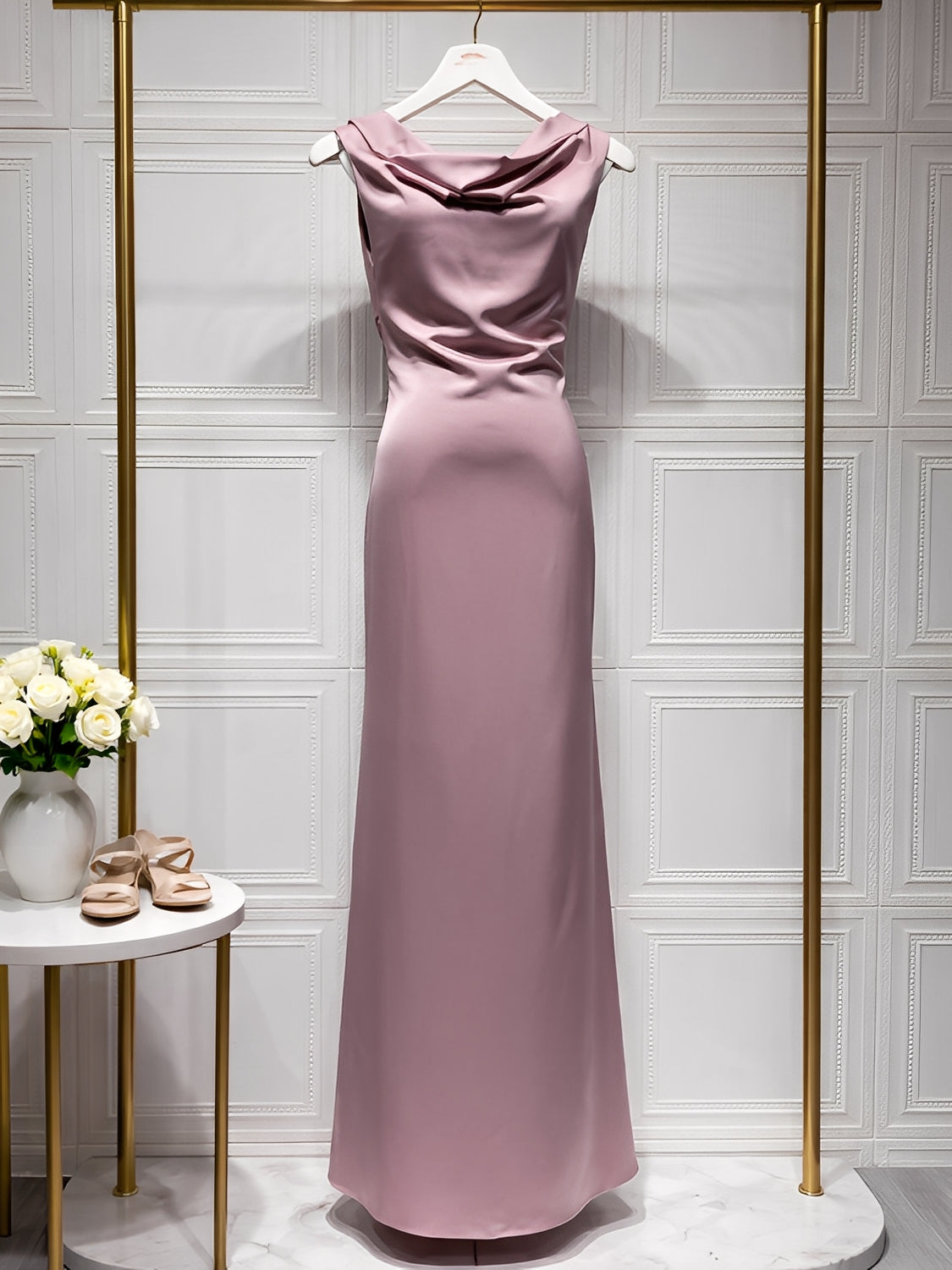 Vestido de Festa Longo Acetinado com Decote Drapeado e Costas Nuas  – Selin [FRETE FULL]