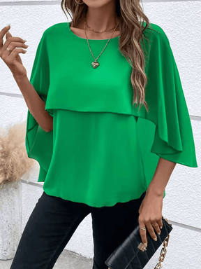 Blusa Feminina com Sobreposição Assimétrica Efeito Capa - Mallory