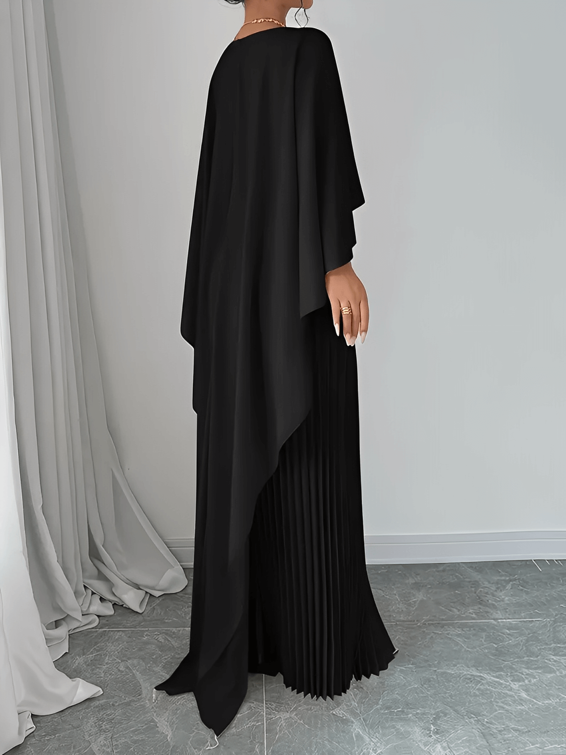 Vestido Longo de Festa Plissado com Capa Peplum Embutida – Loren [FRETE FULL]