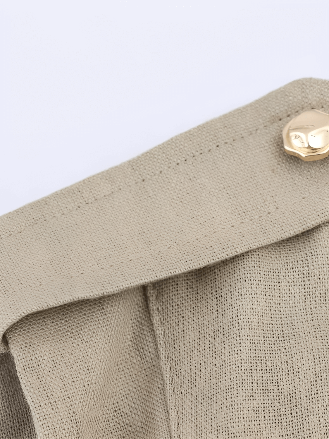 Vestido Midi Chemise Sem Mangas com Botões Dourados e Fivelas – Melina