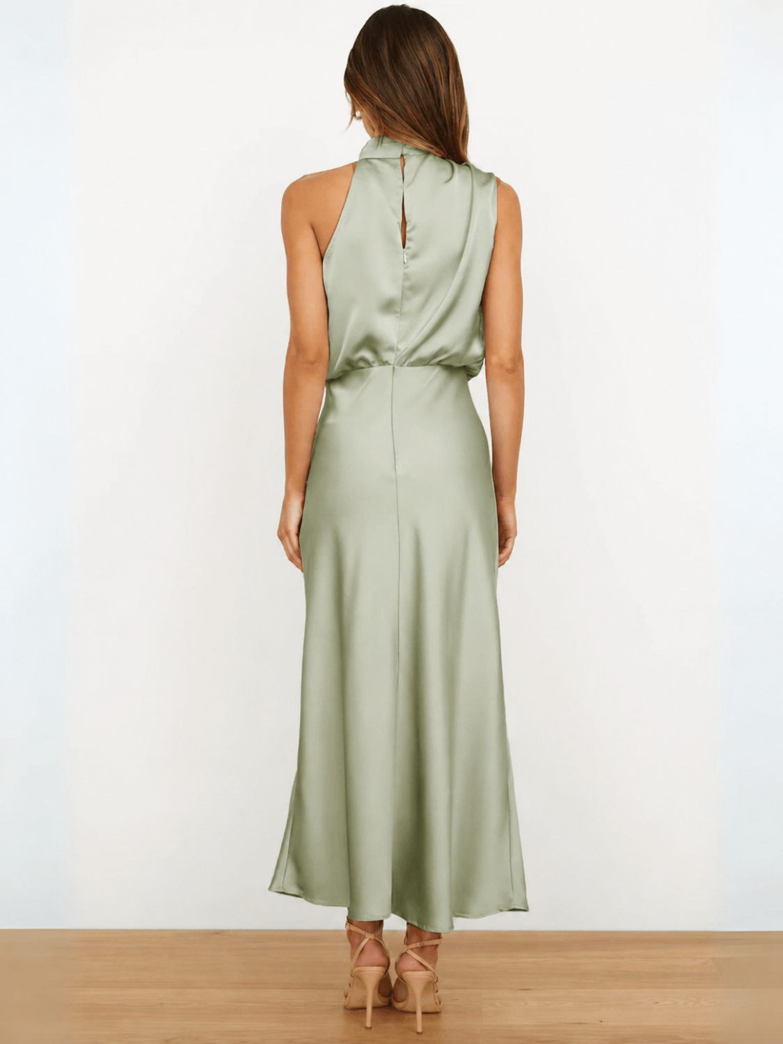 Vestido Midi Acetinado Acinturado com Gola Alta Drapeada Elegante – Rayca