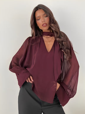Blusa em Chiffon com Manga Bispo Gola Laço e Punhos Estruturados – Sayuri