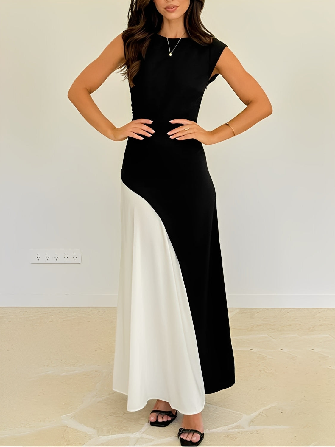 Vestido Longo Sem Mangas com Design Bicolor Diagonal Elegante - Alane [FRETE FULL]