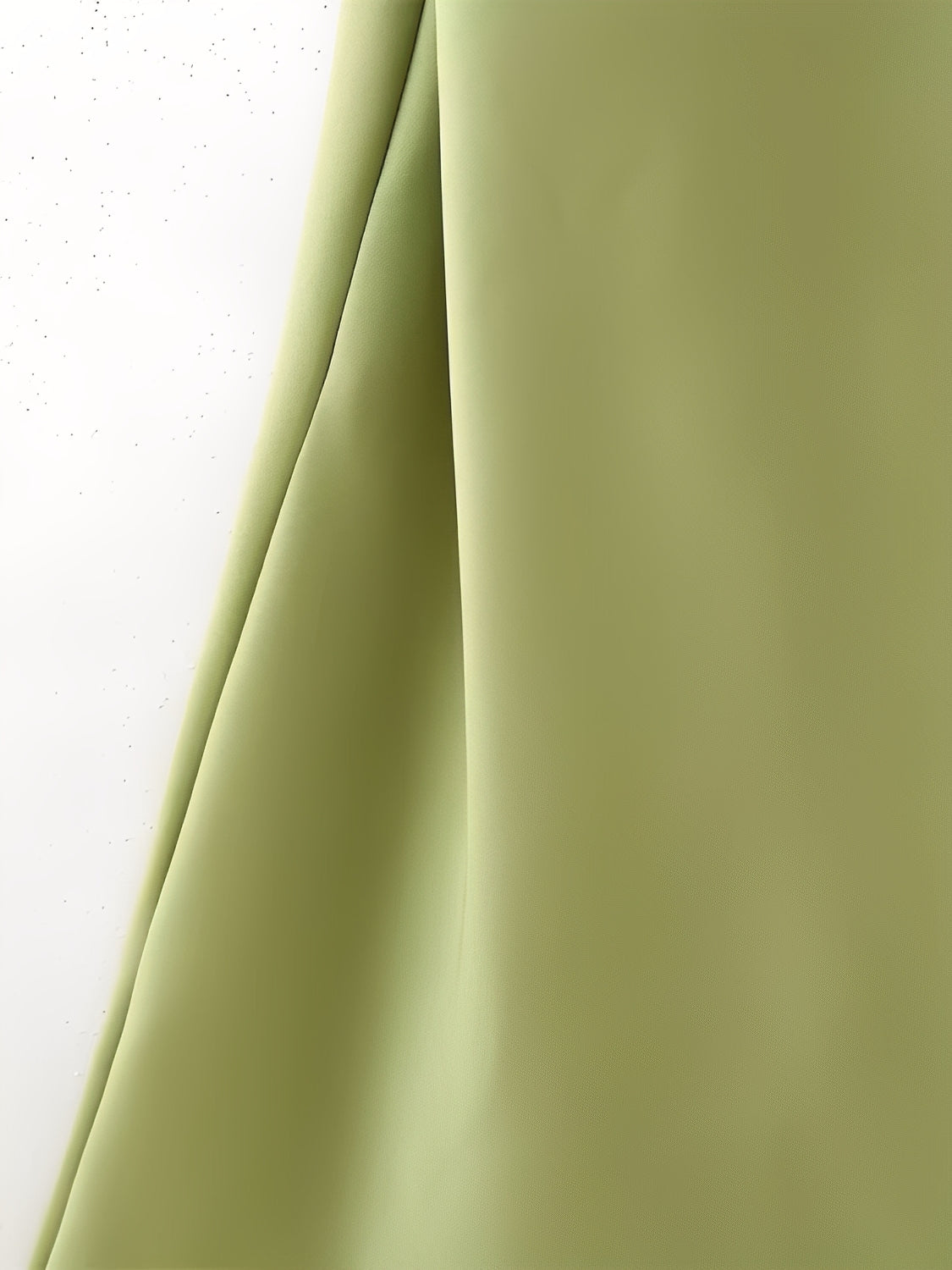 Vestido Longo Acetinado Halter com Capa Lateral e Costas Nuas - Serena [FRETE FULL]