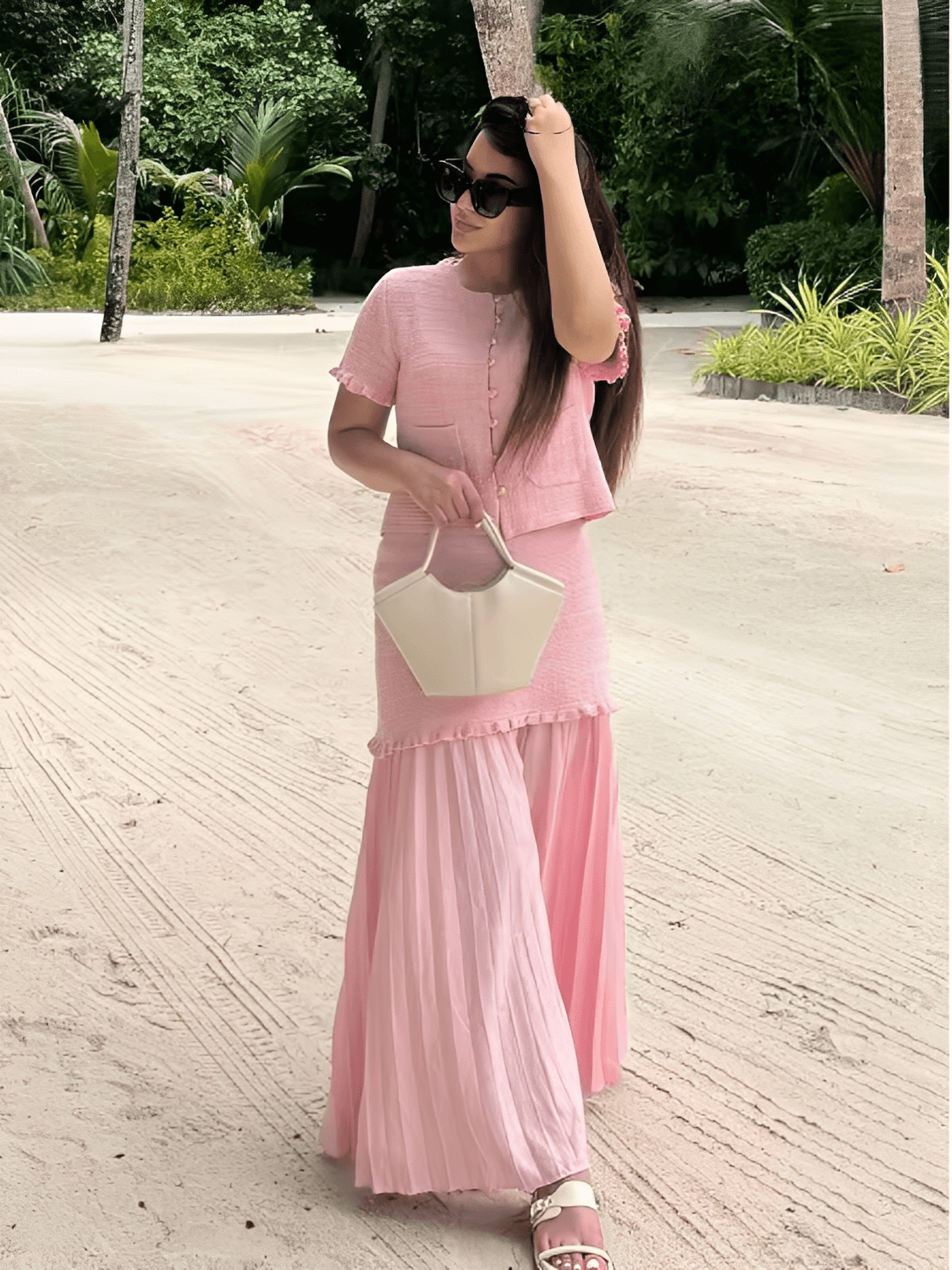 Conjunto Tweed de Blusa com Bolsos e Saia Longa com Duas Camadas - Suiany