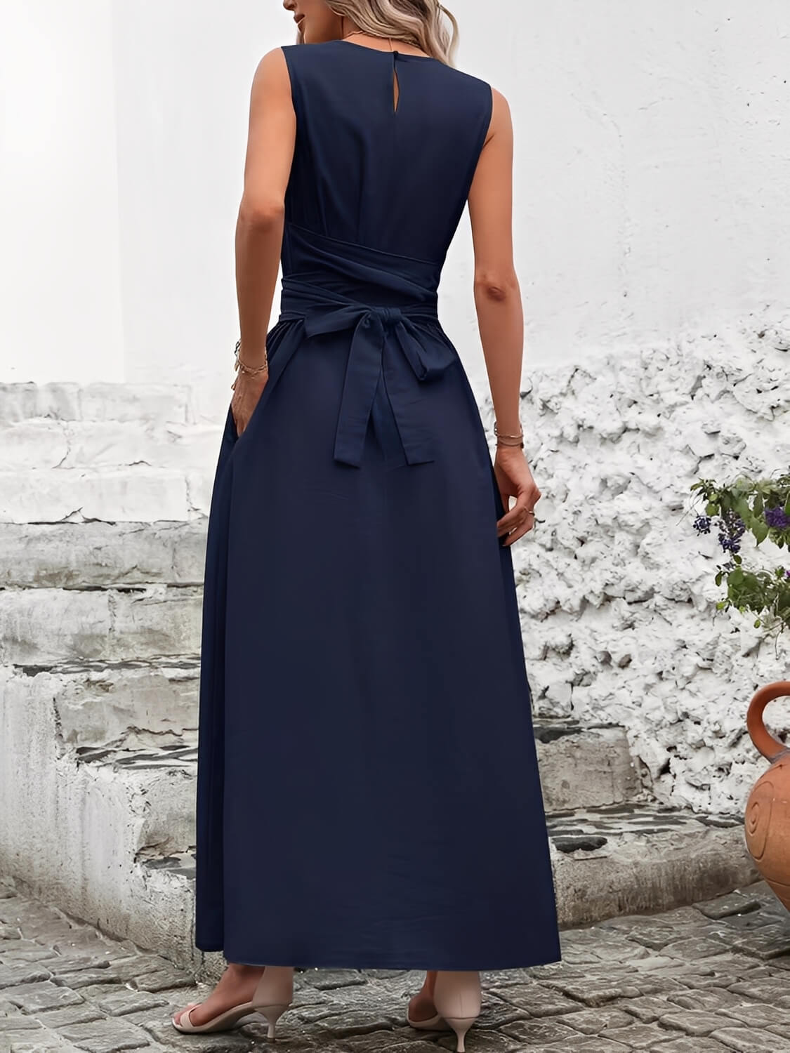 Vestido Longo Regata Acinturado com Faixa Ajustável e Bolsos – Amira [FRETE FULL]