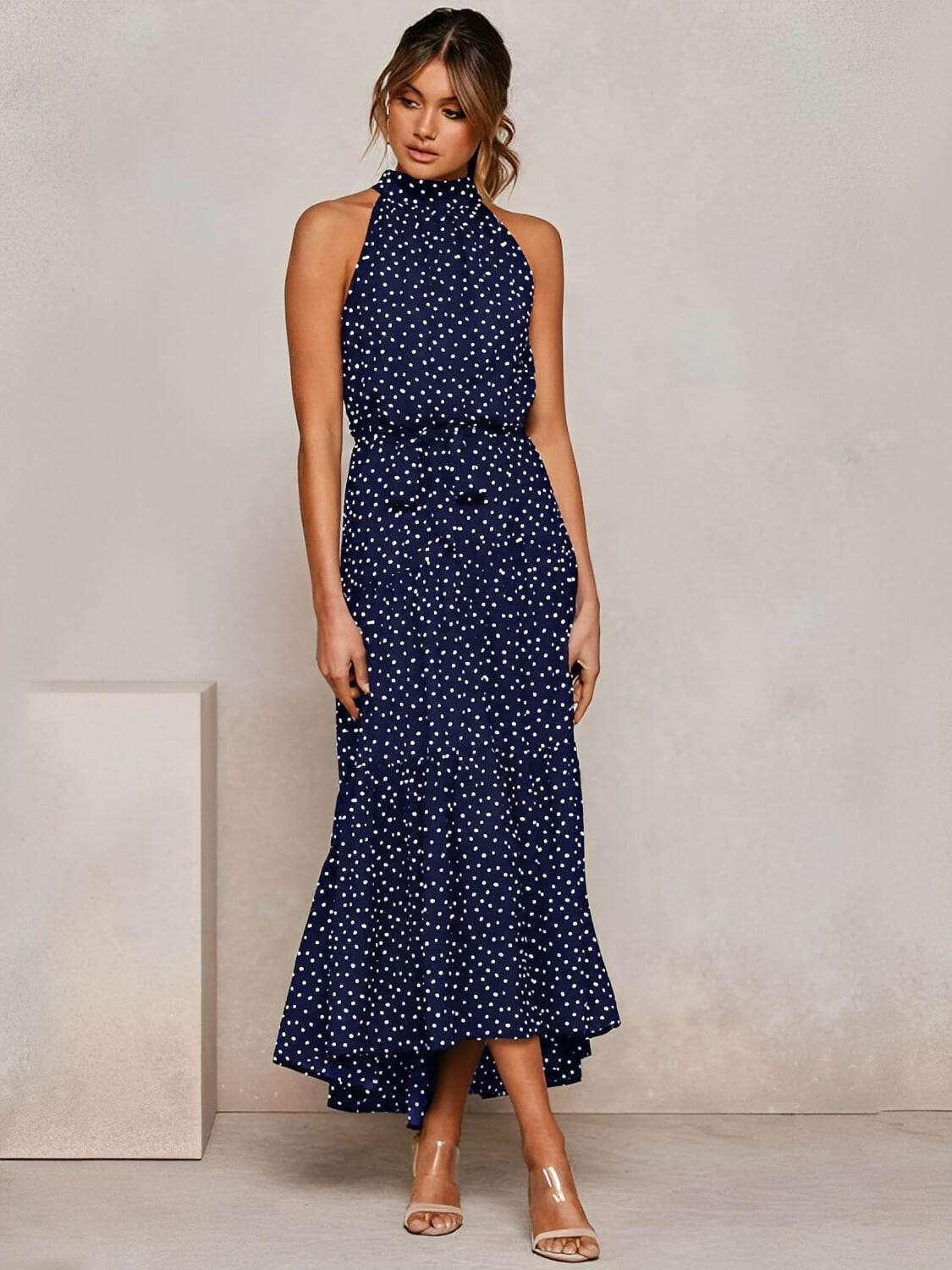 Vestido Midi em Poá Acinturado Decote Halter e Saia em Camadas – Andressa [FRETE FULL]