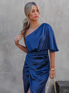 Vestido Midi Acetinado Drapeado Assimétrico Ombro Manga Única  – Núbia [FRETE FULL]