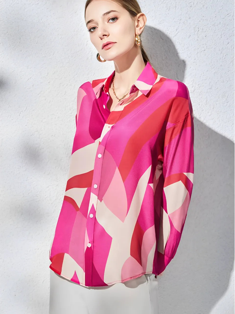 Camisa Estampada Elegante Rosa com Gola Polo e Botões - Rayra